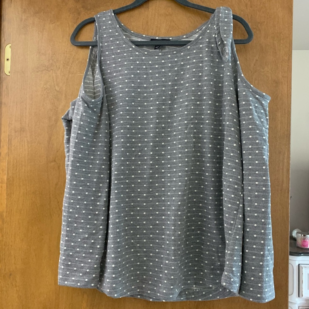 Cold Shoulder Long Sleeve Top - Picture 4 of 4